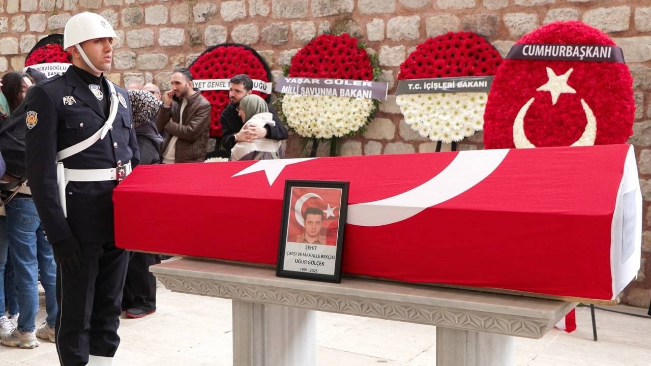 Şehit Bekçi Uğur Gölçek, İstanbul'da Son Yolculuğuna Uğurlandı