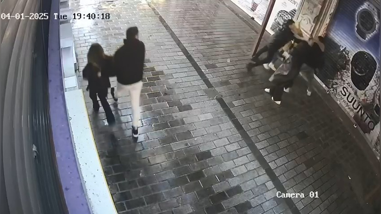 Beyoğlu'nda Bekçi, Kadına Şiddet Uygulayan Şüpheliyi Vurdu