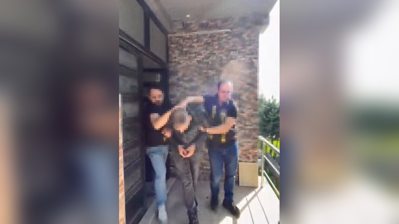Esenyurt'ta Taksi Şoföründen Kadına Şiddet
