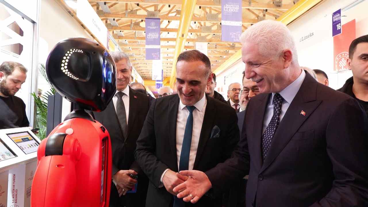 Vali Gül, Kütüphanelerin Önemi Üzerine Değerlendirmelerde Bulundu
