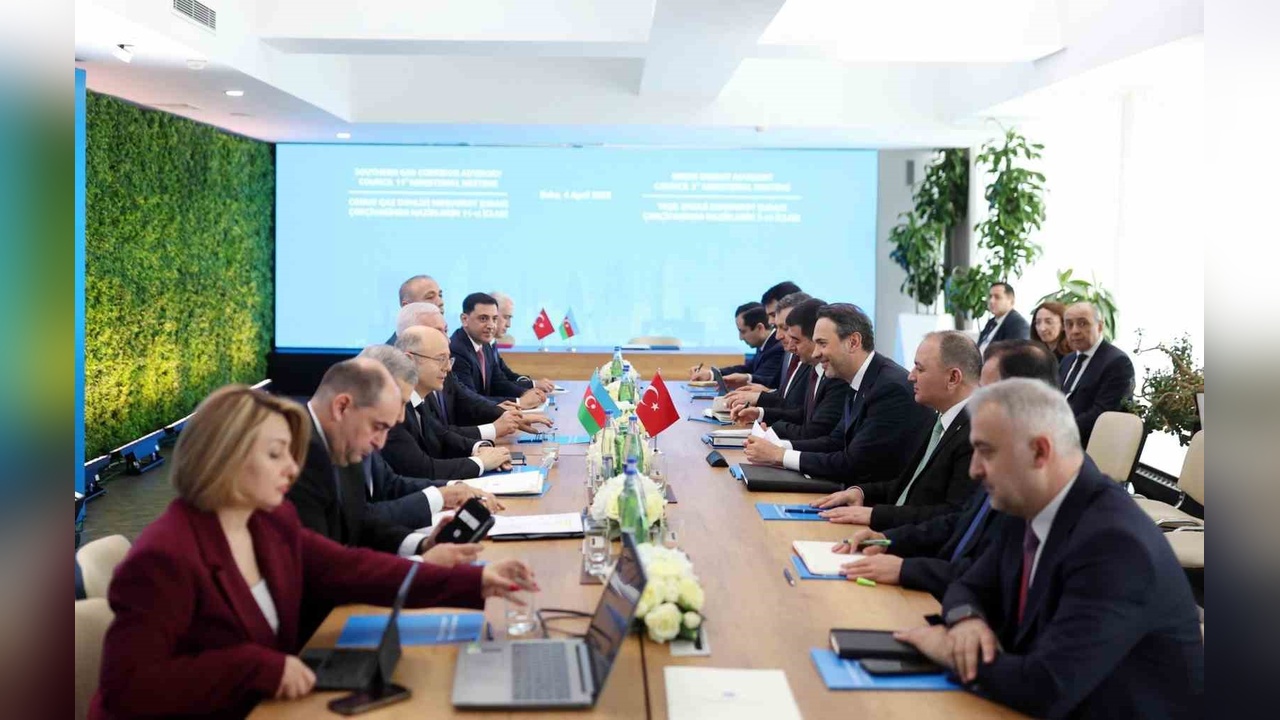 Türkiye ve Azerbaycan Elektrik İşletme Anlaşması İmzaladı