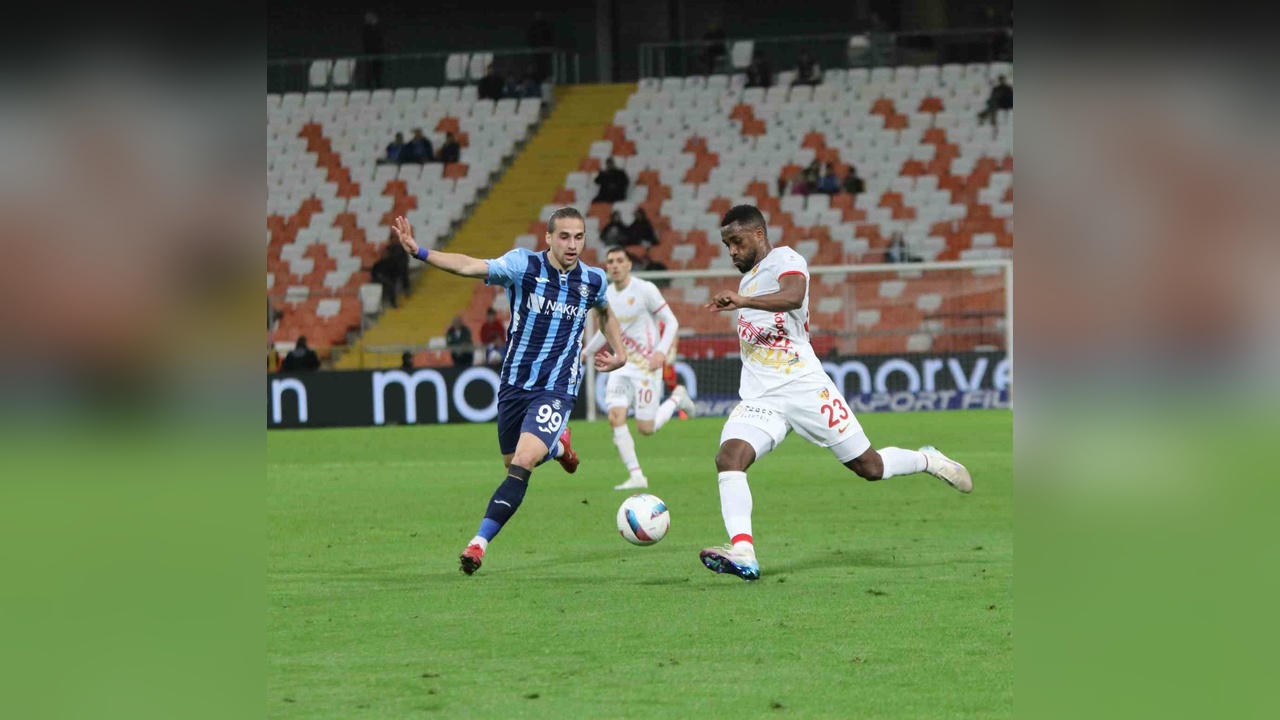 Kayserispor, Adana Demirspor'u İlk Yarıda Geride Bıraktı