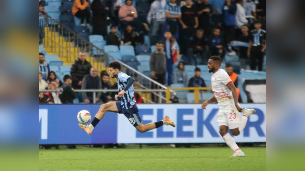 Kayserispor, Adana Demirspor'u 2-0 Mağlup Etti