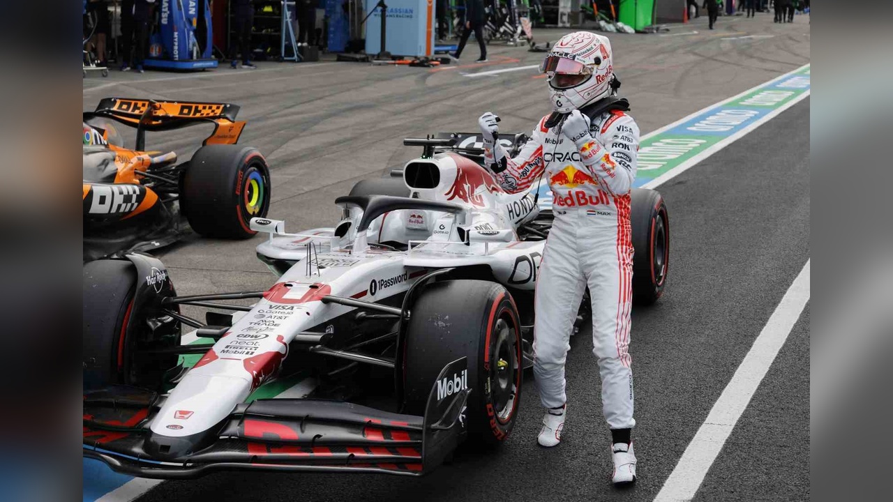 Max Verstappen, Japonya'da Pole Pozisyonunu Kazandı