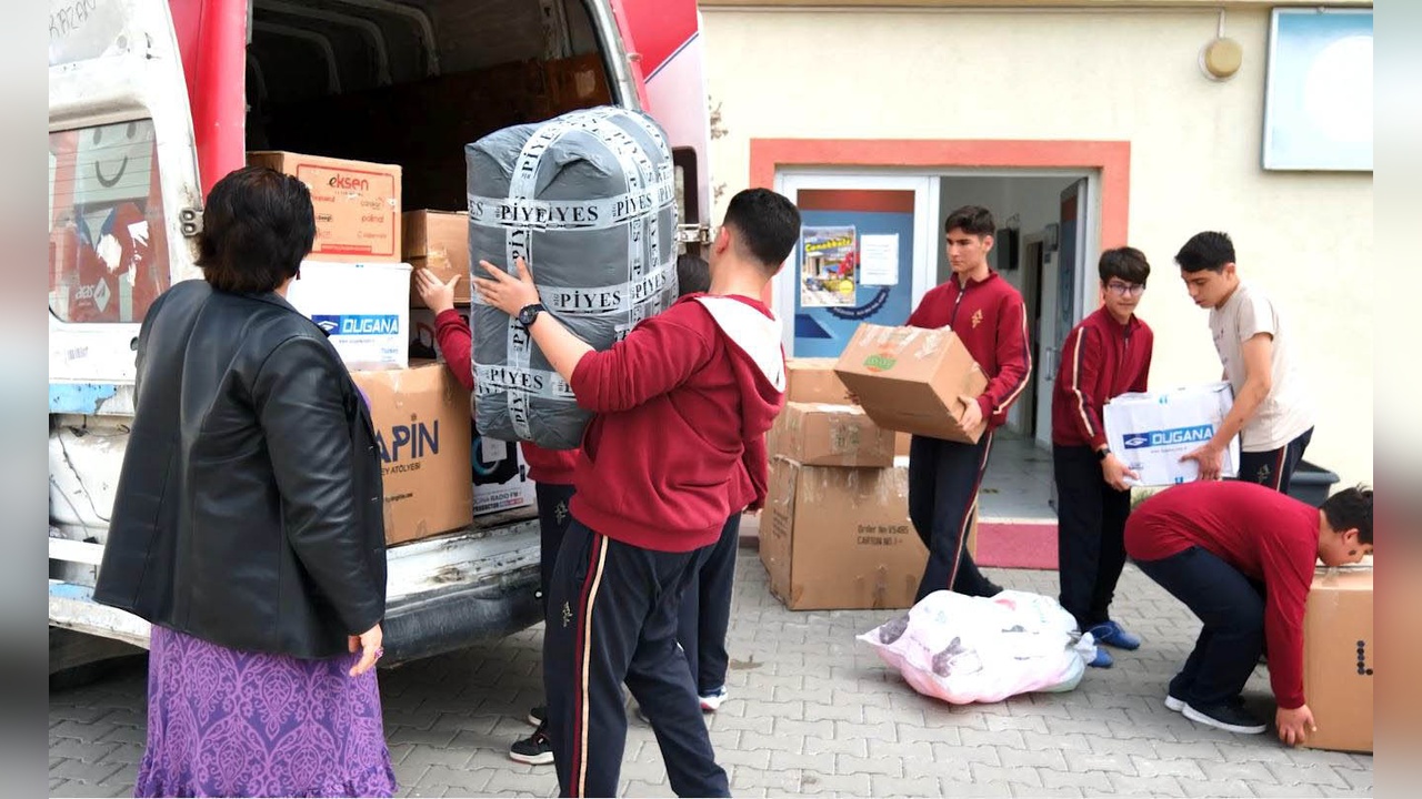 Ankara'dan Hakkari'ye Anonim Yardım Gönderildi