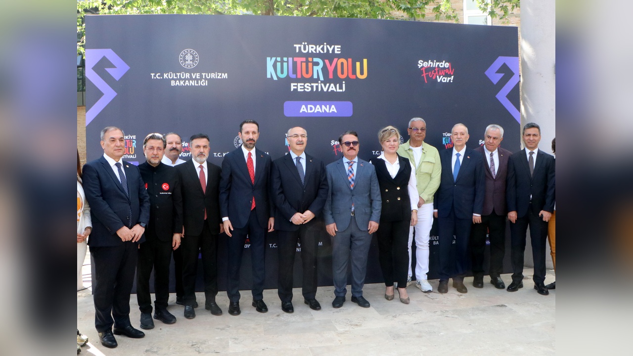 Adana'da Türkiye Kültür Yolu Festivali Coşkuyla Başladı