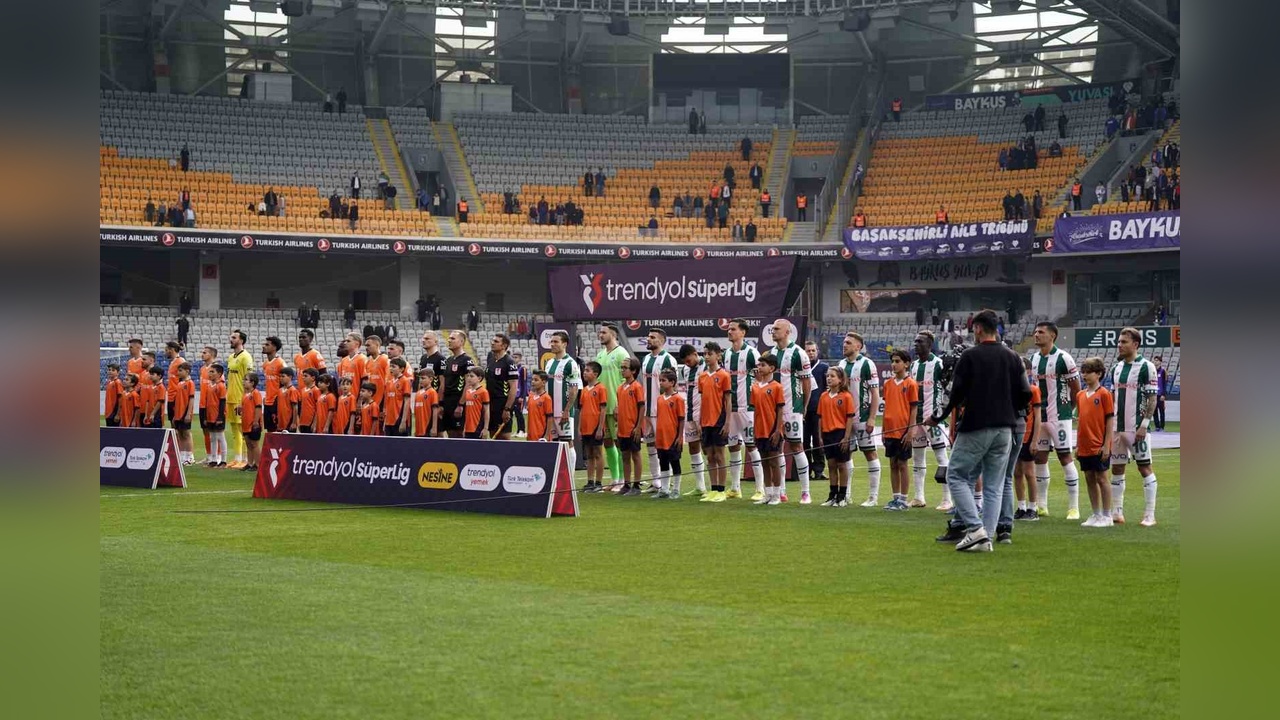 Başakşehir ve Konyaspor Arasında Golsüz Beraberlik