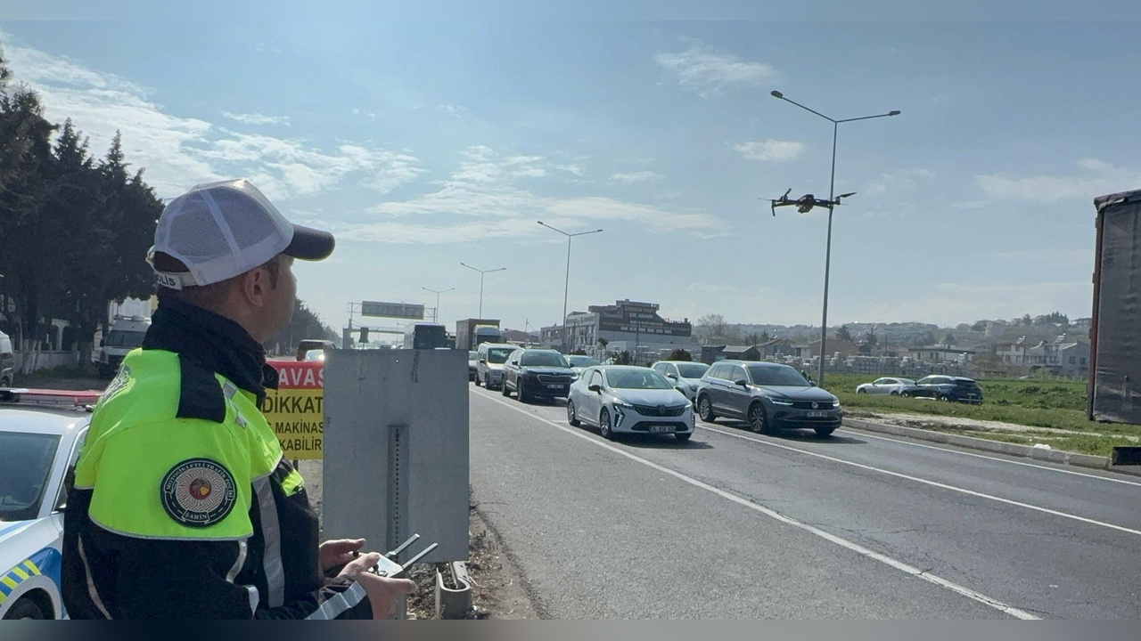 Tekirdağ-İstanbul Kara Yolunda Araç Yoğunluğu Artıyor