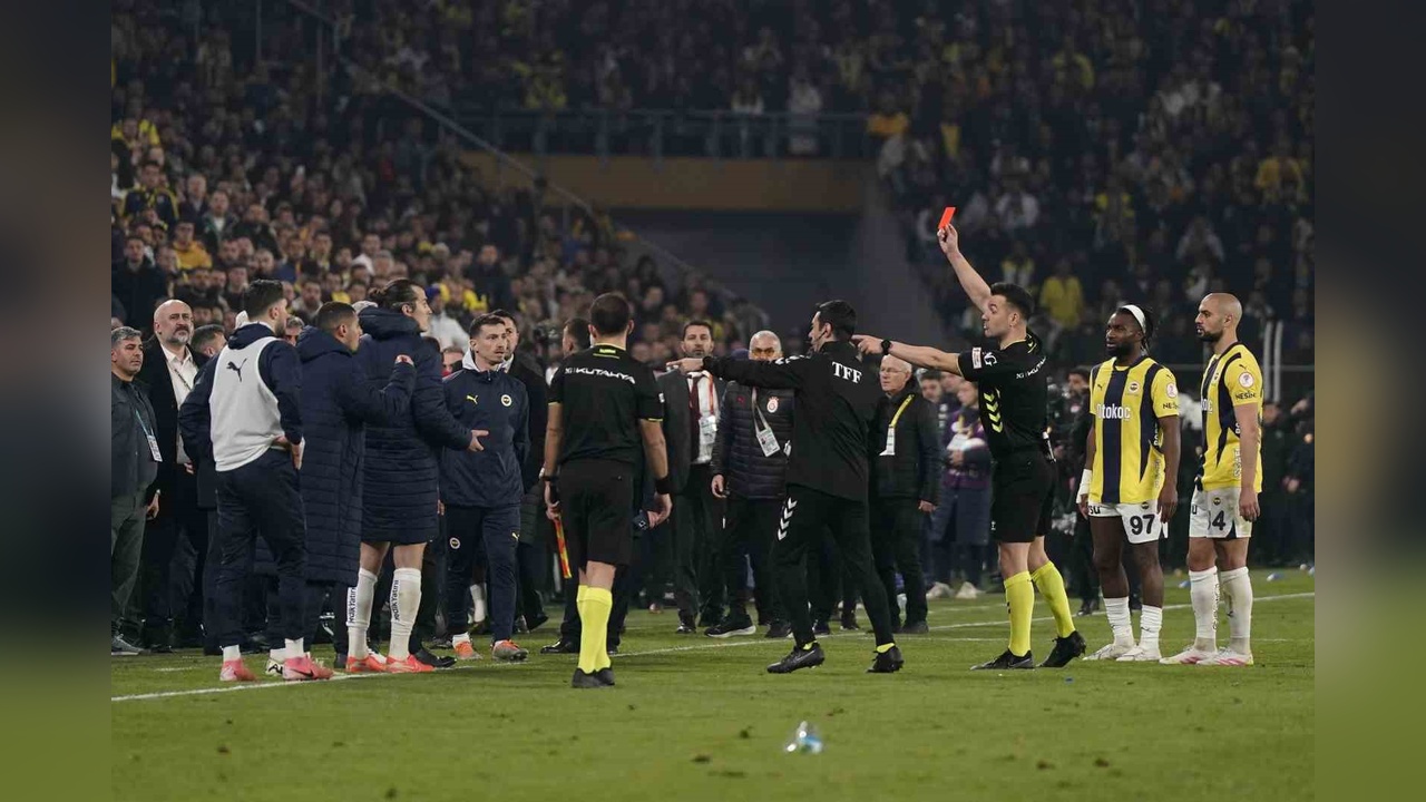 PFDK'dan Mourinho ve Fred'e Üçer Maç Ceza