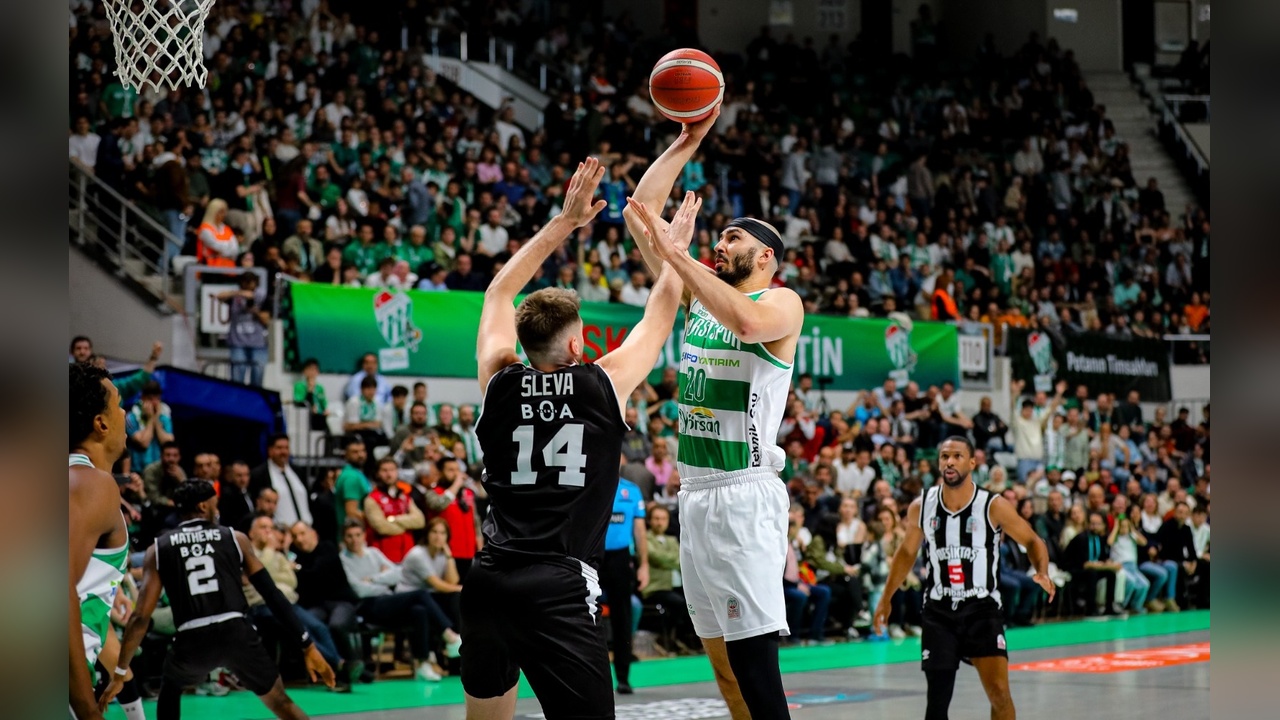 Beşiktaş, Bursaspor'u Farklı Geçti