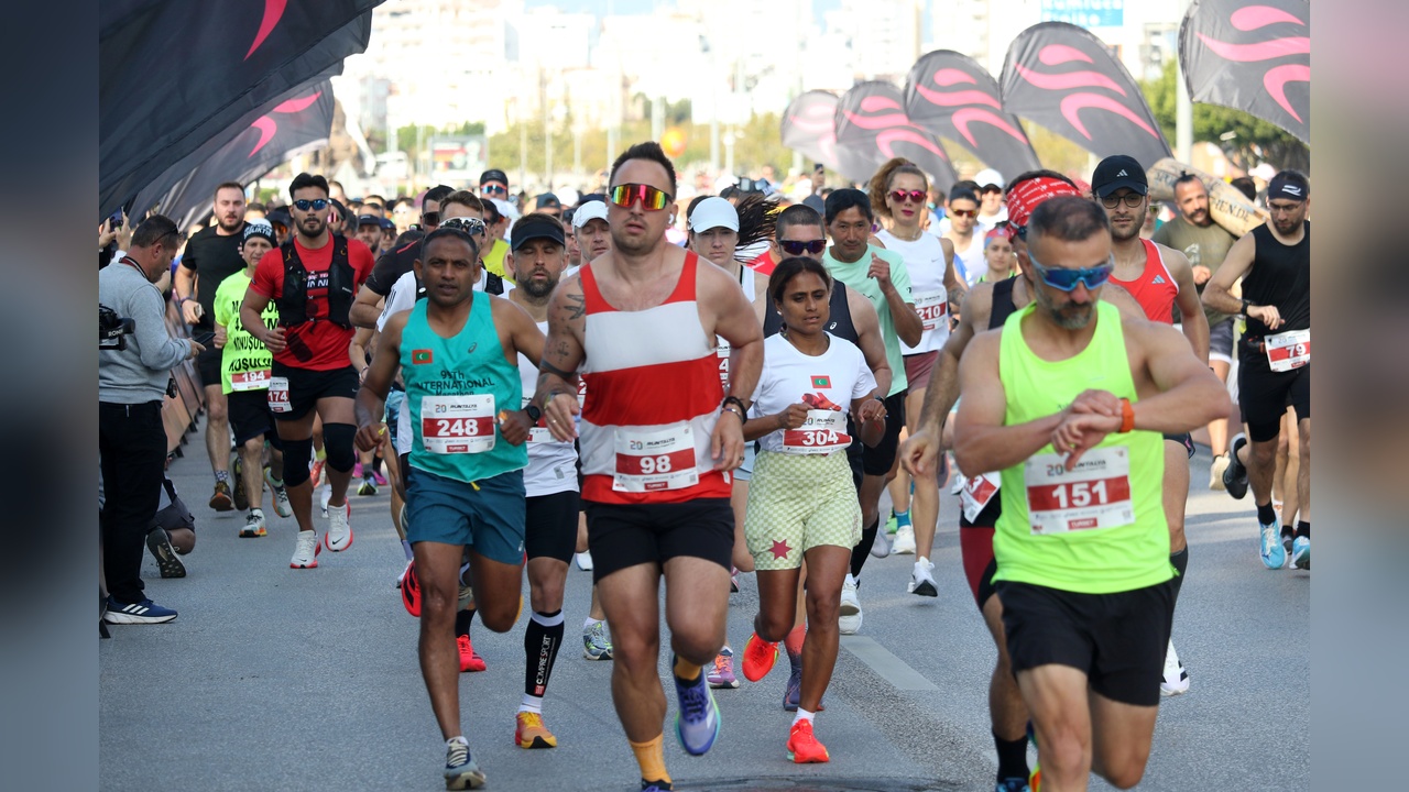 Runtalya Maratonu 20. Yılında Koşucuları Ağırladı