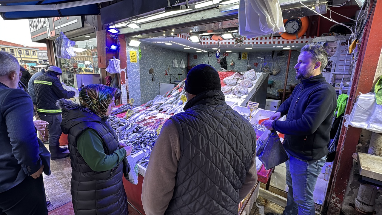Balık Sezonu Kapanırken Tezgahlarda Yoğunluk Artıyor