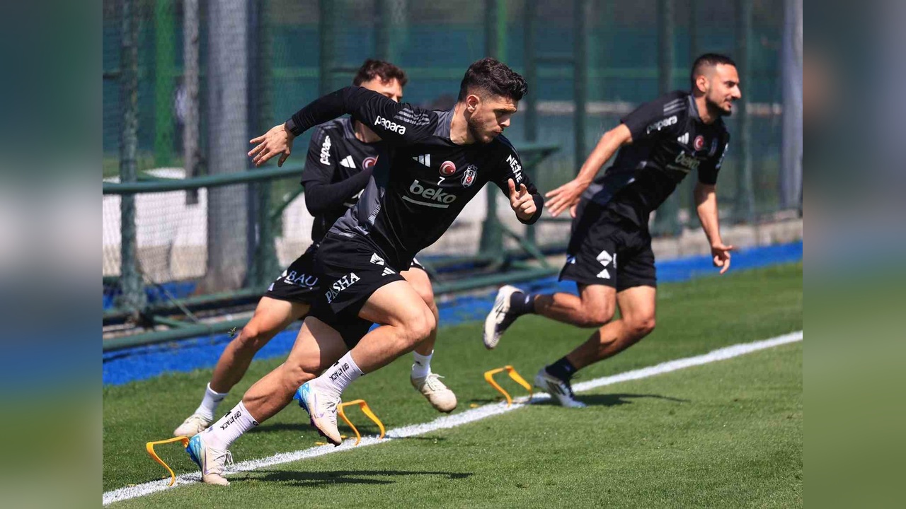 Beşiktaş, Kasımpaşa ile Oynayacağı Maç İçin Hazırlıklarını Tamamladı