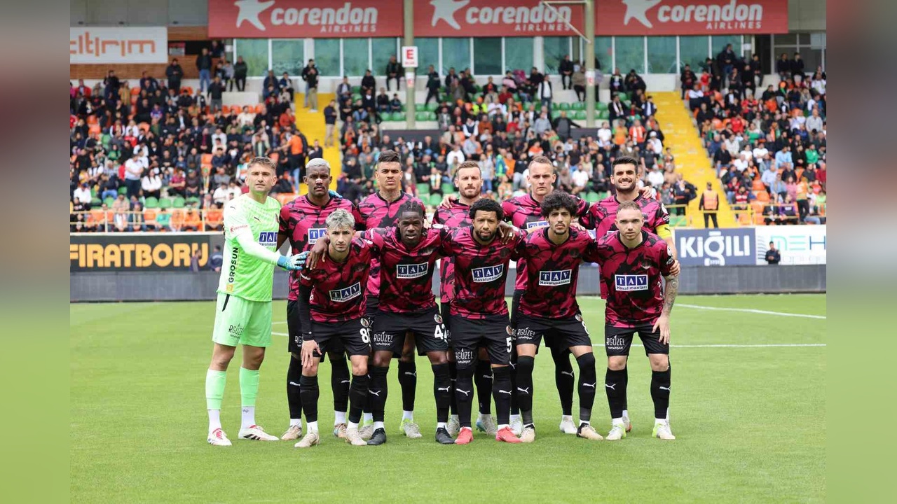 Corendon Alanyaspor ve Bodrum FK İlk Yarıda Beraberlikte Kaldı