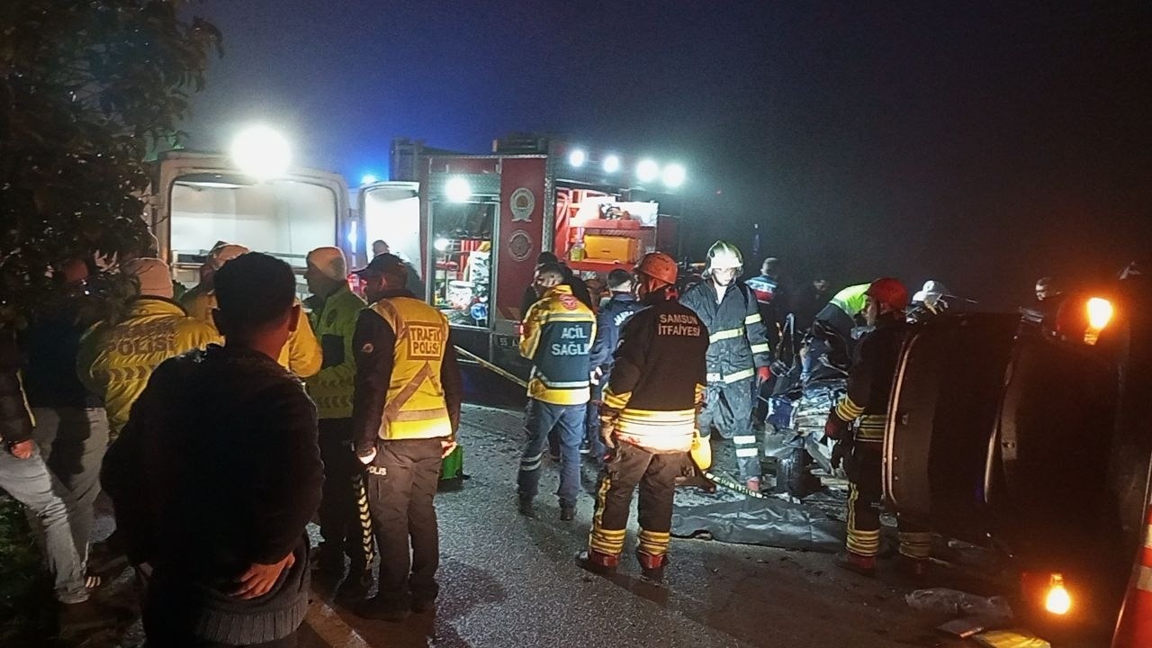 Samsun'daki Trafik Kazasında Hayatını Kaybeden Baba-Oğul Defnedildi