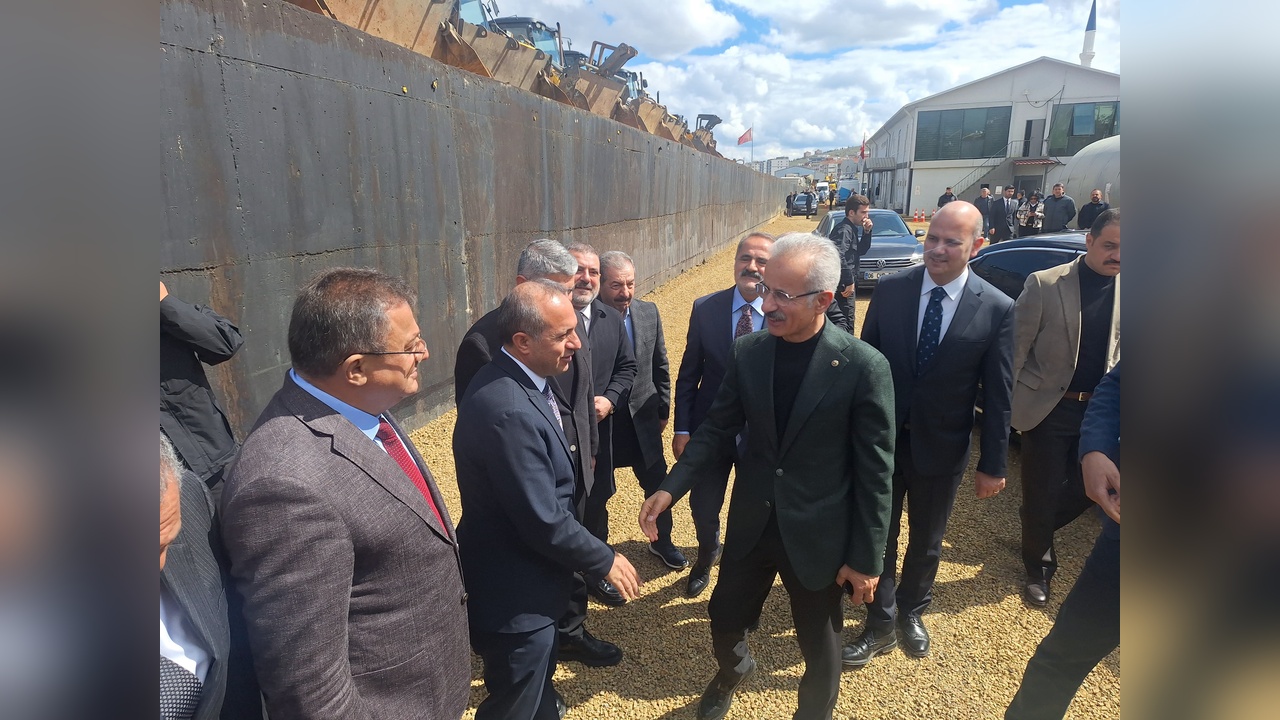 Demir Yolları Devlet Politikası Oluyor