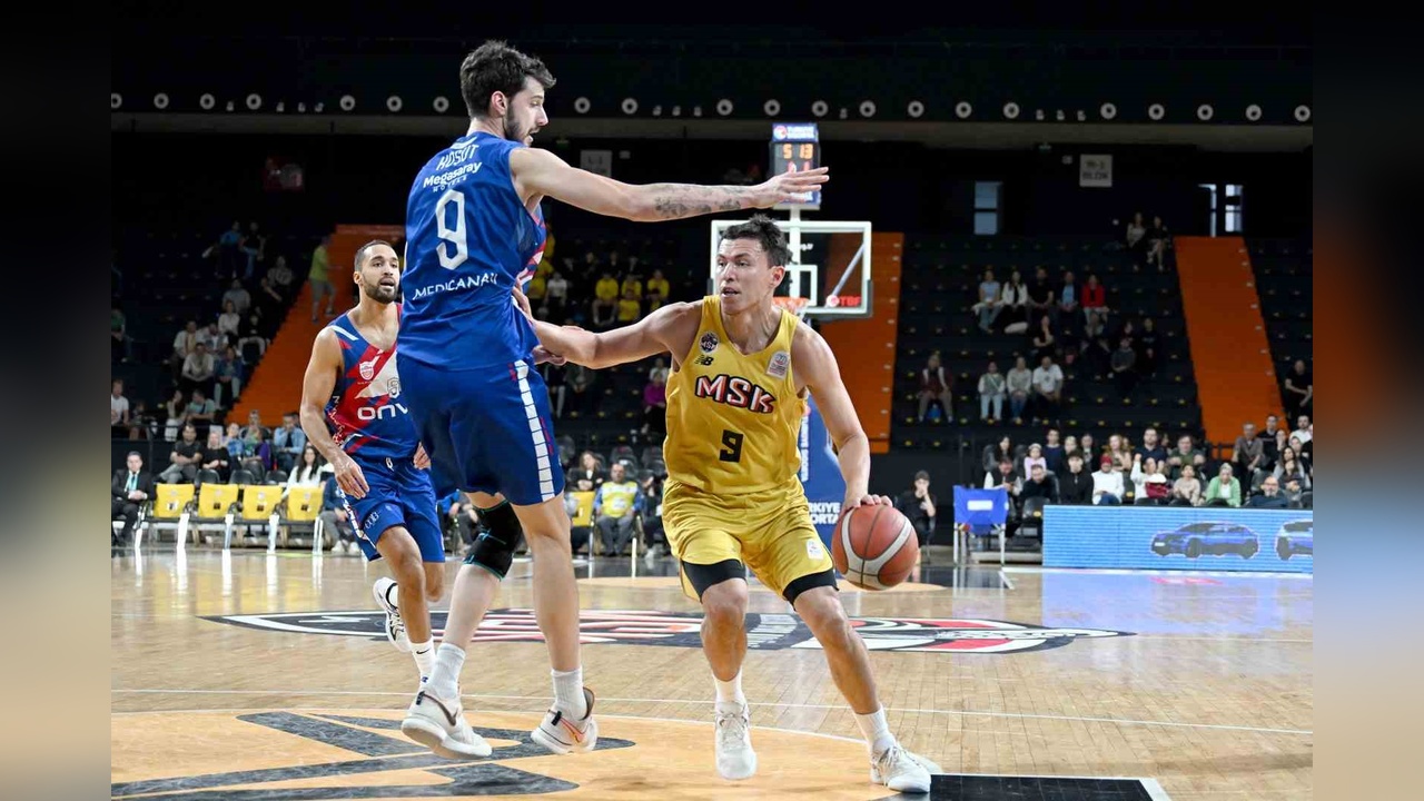Büyükçekmece Basketbol, Mersin Spor'u Yenerek Öne Geçti