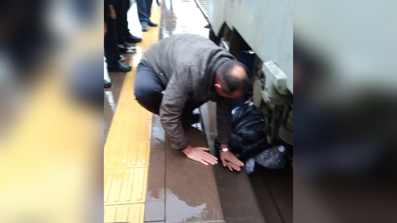 Tren ile Peron Arasında Sıkışan Kadın Tekirdağ'da Yaralandı
