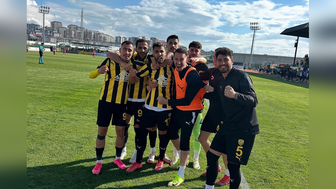 Ayvalıkgücü ile Aliağa Şampiyonluk İçin Yarışıyor