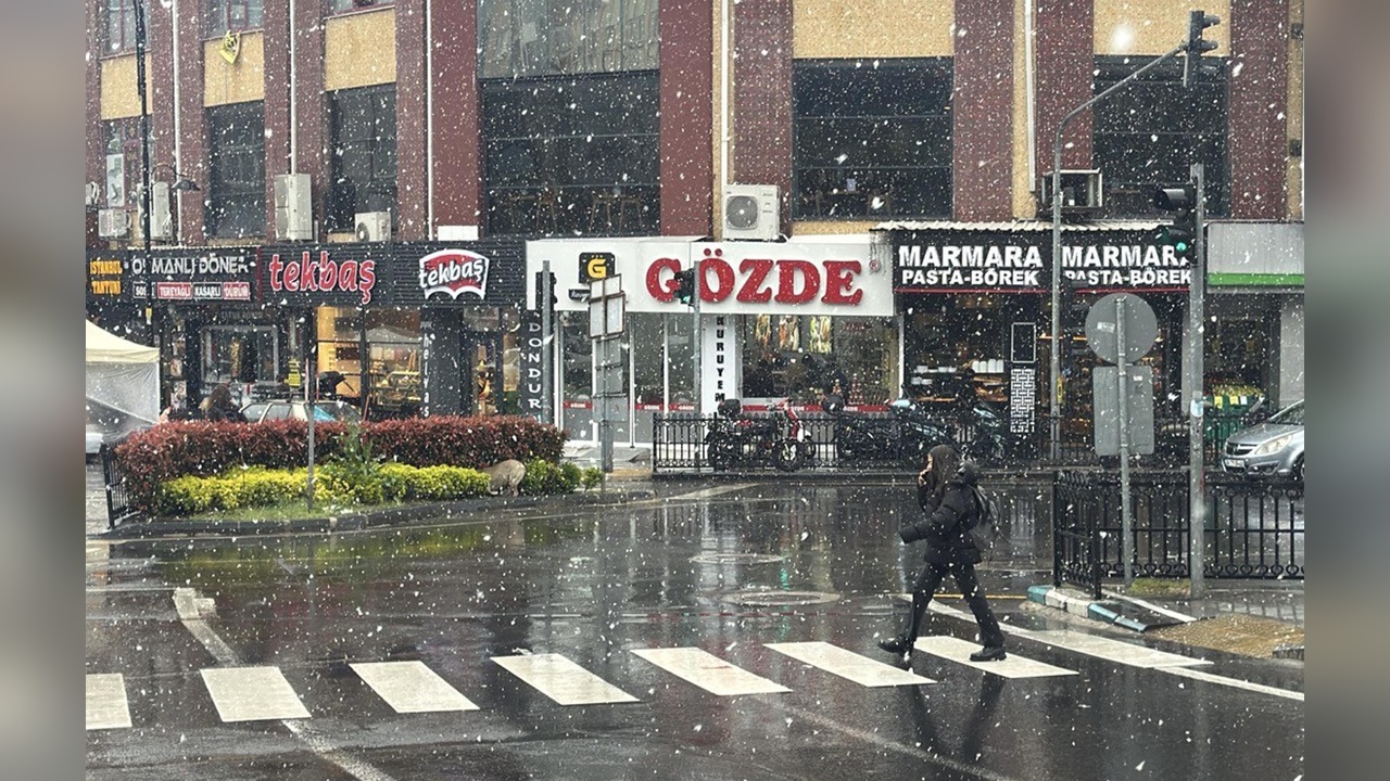 Trakya Bölgesi'nde Kar Yağışı Etkili Oluyor