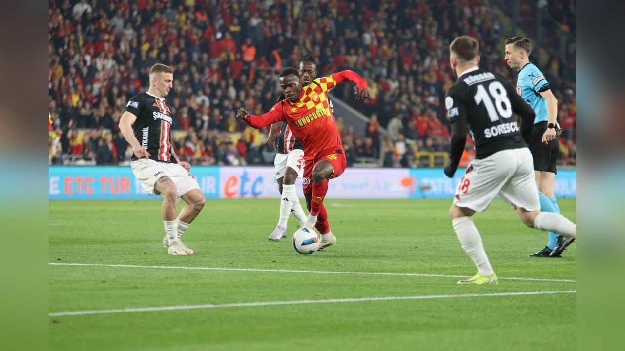 Göztepe ve Gaziantep FK İlk Yarıda Beraberlik Sağladı