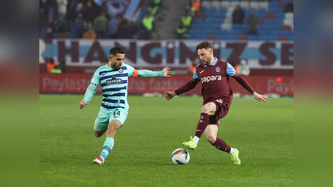 Trabzonspor ve Çaykur Rizespor Maçının Başlama Saati Güncellendi