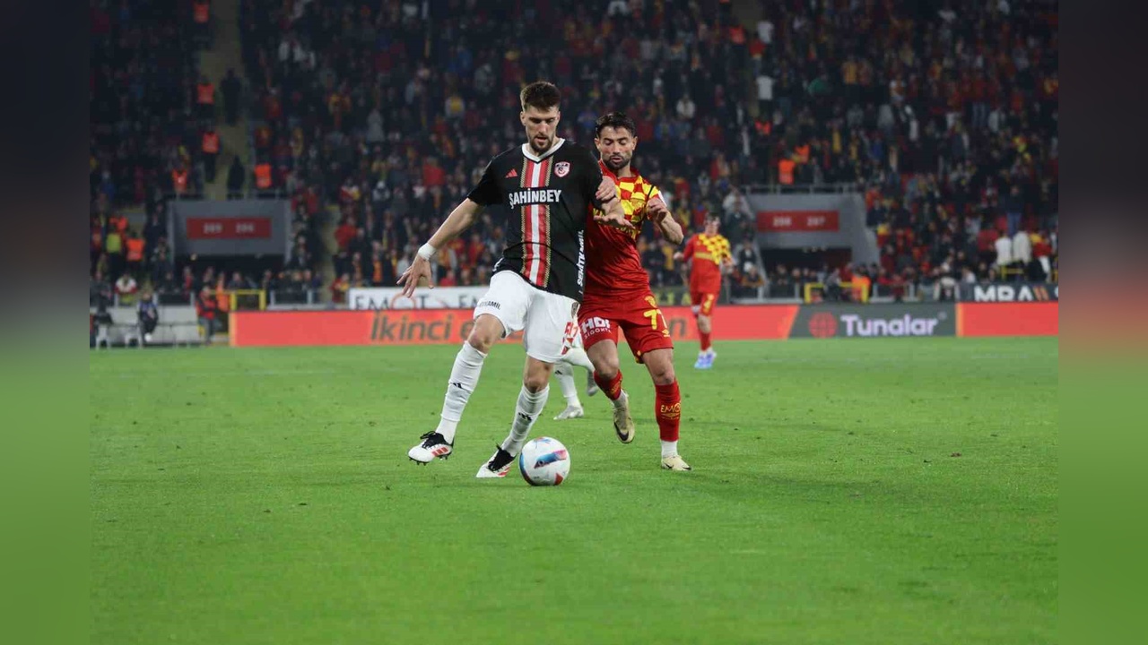Göztepe ve Gaziantep FK Beraberlik İle Ayrıldı