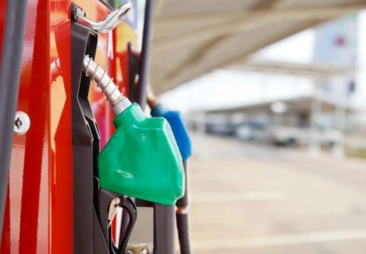 Akaryakıtta indirim: Benzin ve motorin fiyatları değişiyor