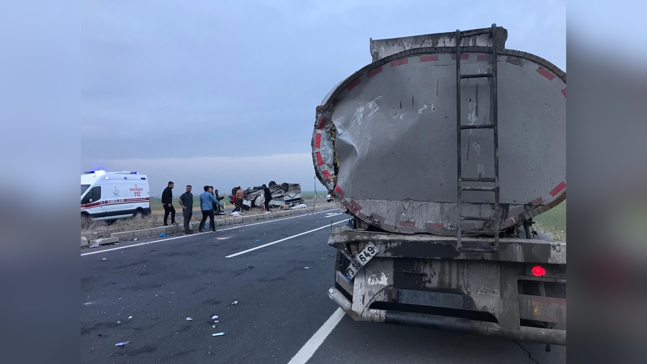 Kamyonet Tankere Çarptı, Küçük Mehmet Ali Hayatını Kaybetti