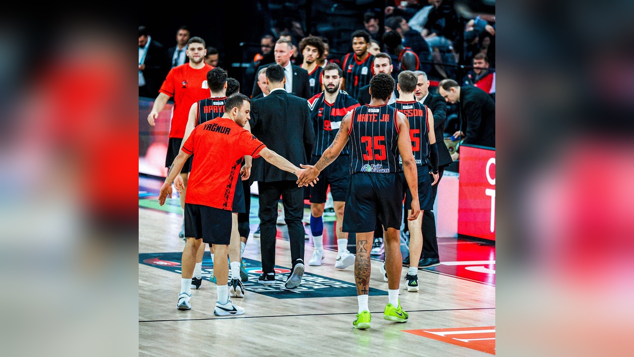 Ege Basketbol Takımı Düşme Tehlikesiyle Karşı Karşıya