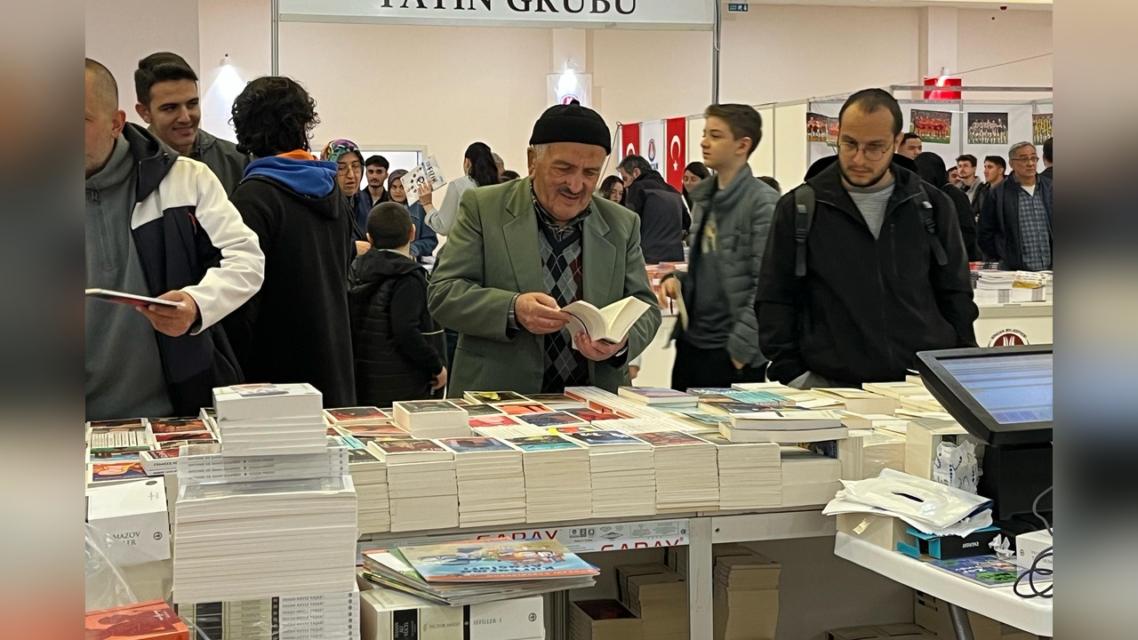 Sincan'da Kitap Günleri Etkinliği Başladı