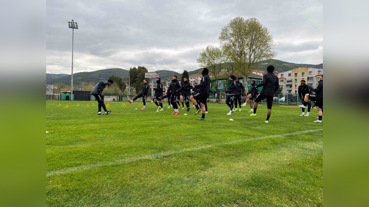 Pedrinho, Kocaelispor ile Üçüncü Şampiyonluğunu Hedefliyor