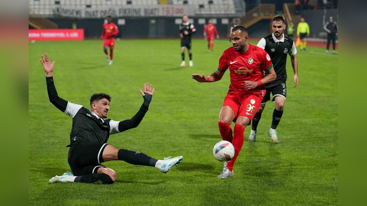 Manisa FK ve Amed Sportif Faaliyetler Beraberlik Yaşadı