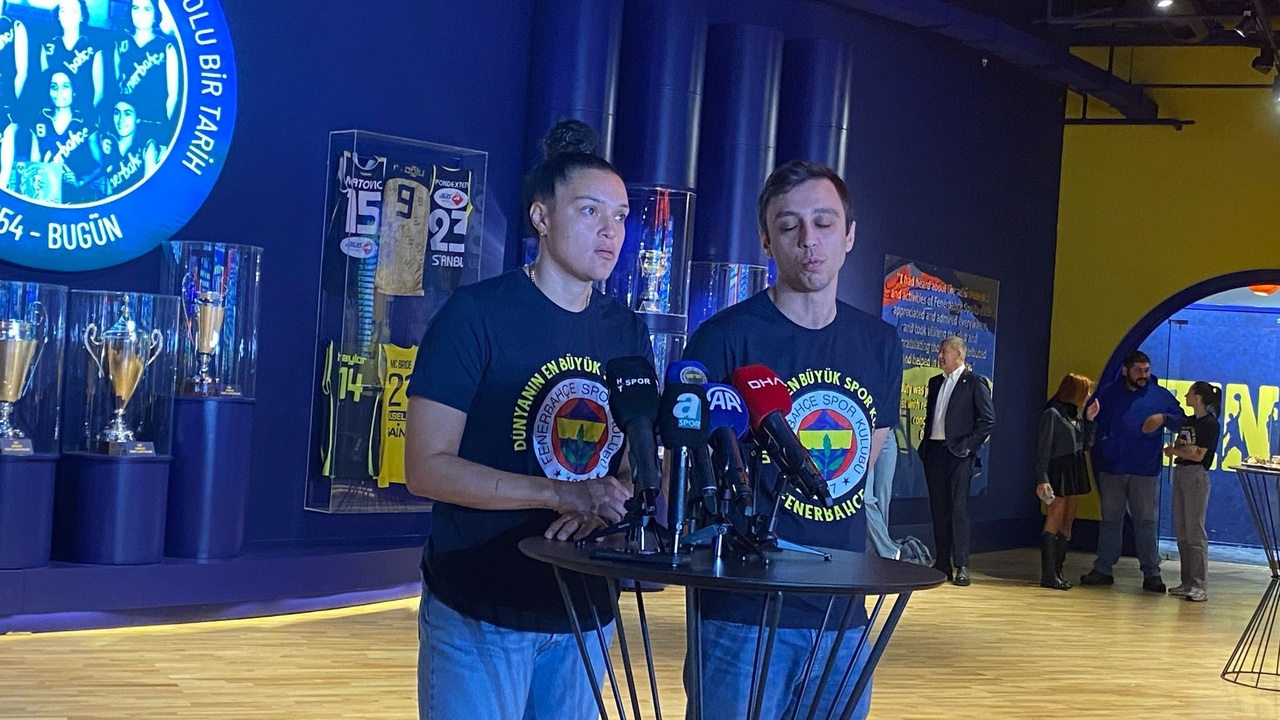 Fenerbahçe Kadın Basketbol Takımı Euroleague'de Şampiyonluk Hedefliyor