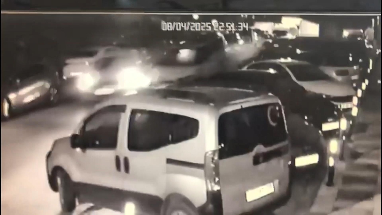 Ümraniye'de Meydana Gelen Kazada 3 Kişi Yaralandı