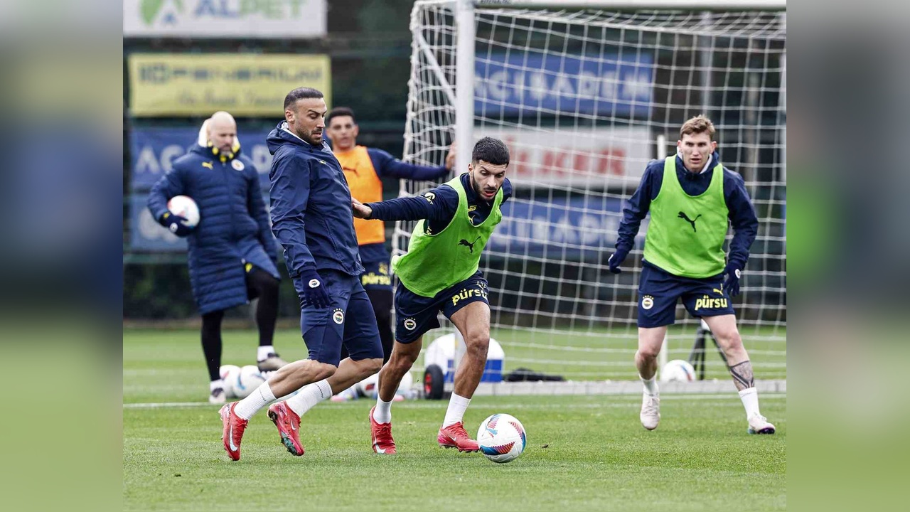 Fenerbahçe, Sivasspor ile Oynayacağı Maç İçin Hazırlıklara Girdi