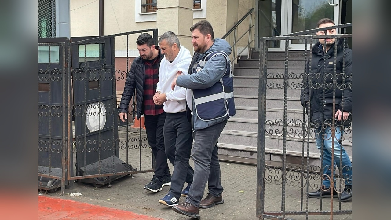 Sakarya'daki Silahlı Kavga Davasında Üç Şüpheli Daha Adliyeye Sevk Edildi