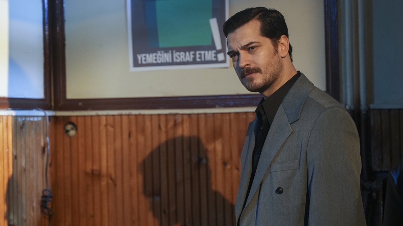 Eşref Rüya, AB ve 20+ABC1 İzleyici Listelerinde Zirveye Yerleşti