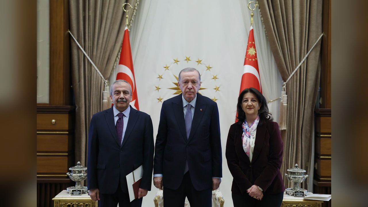 Cumhurbaşkanı Erdoğan, DEM Parti Temsilcilerini Ağırladı