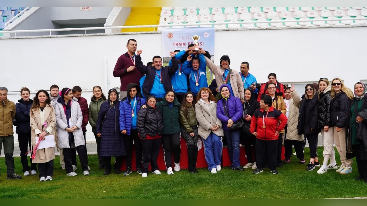 Isparta'da Özel Sporculara Ödül Töreni Düzenlendi