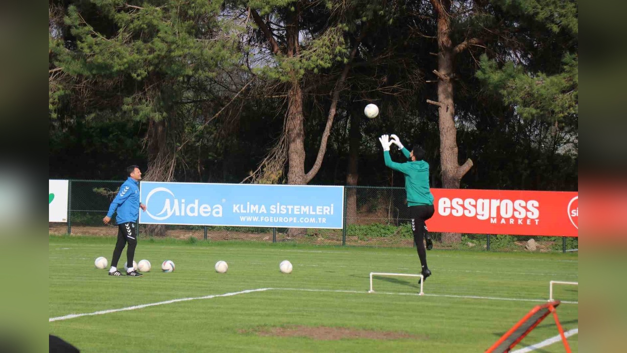 Sakaryaspor, Pendikspor Maçına Hazırlanıyor