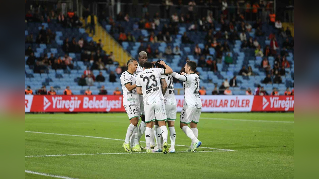 Kocaelispor, Adanaspor'u 4-1 Mağlup Etti