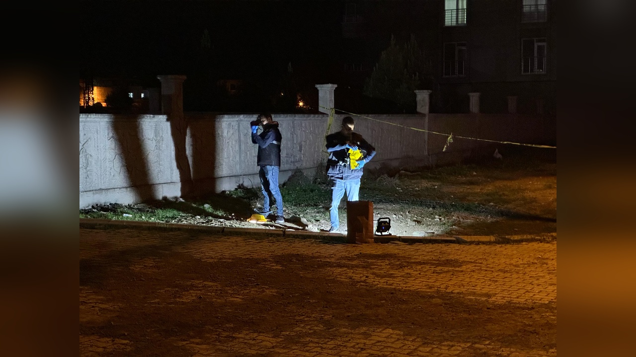Diyarbakır'da Aileler Arasında Silahlı Çatışma: 5 Kişi Yaralandı