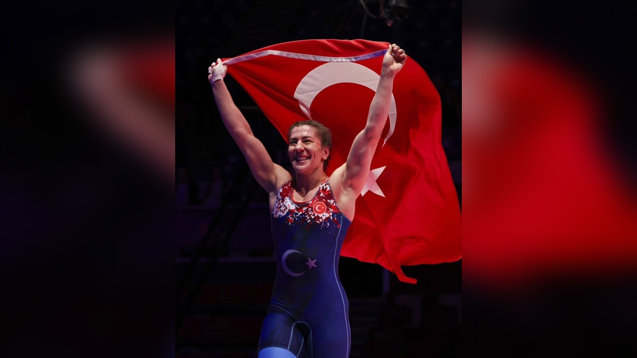 Yasemin Adar Yiğit, Sporculuk Kariyerine Veda Etti