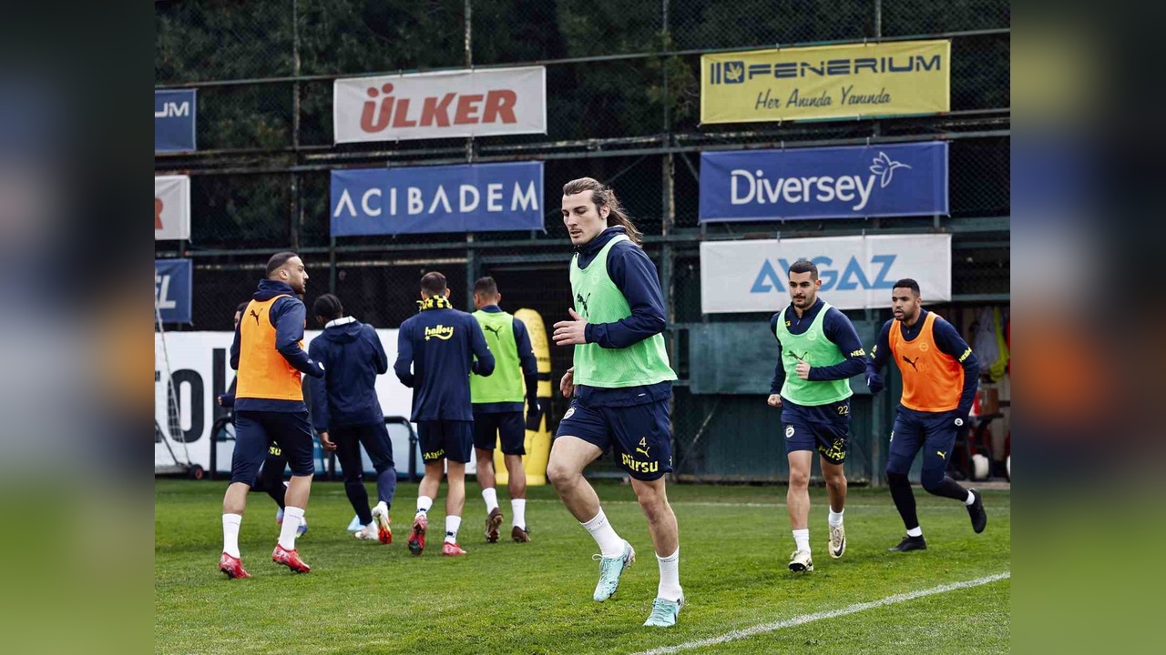 Fenerbahçe, Sivasspor Maçı İçin Hazırlıklarını Devam Ettiriyor