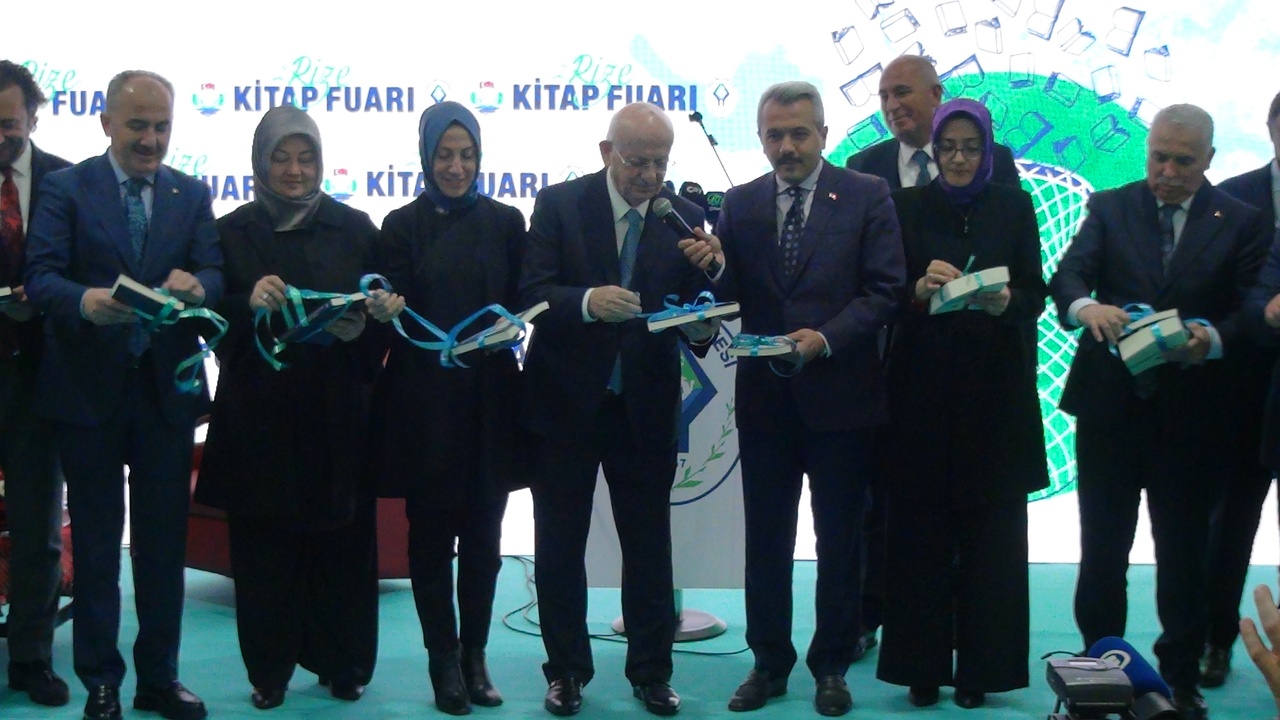 Rize'de İkinci Kitap Fuarı Törenle Başladı