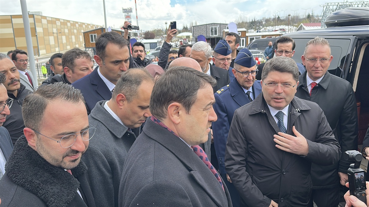 Bakan Tunç'tan Yargı Bağımsızlığı Açıklaması