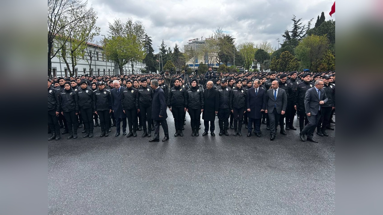 Bakan Yerlikaya'dan Övgü Dolu Açıklama: 'Dünyaya Örnek Oldunuz'