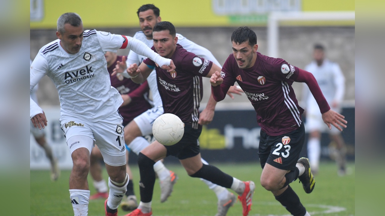 İnegölspor, Altay'ı 1-0 Mağlup Etti