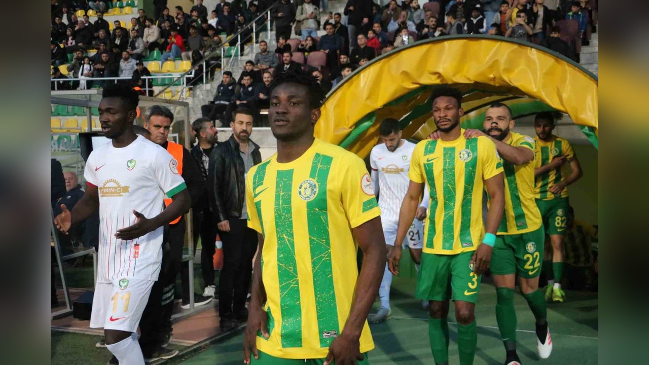 Amed Sportif Faaliyetler, Şanlıurfaspor'u Mağlup Etti